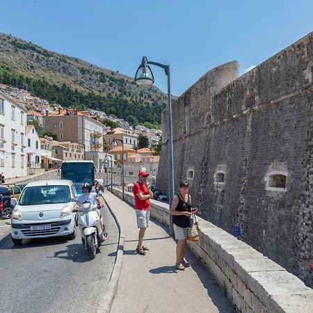 Ragusa City Walls Apartments ภายนอก รูปภาพ