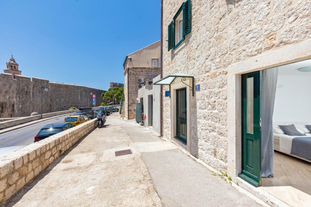 Ragusa City Walls Apartments ภายนอก รูปภาพ