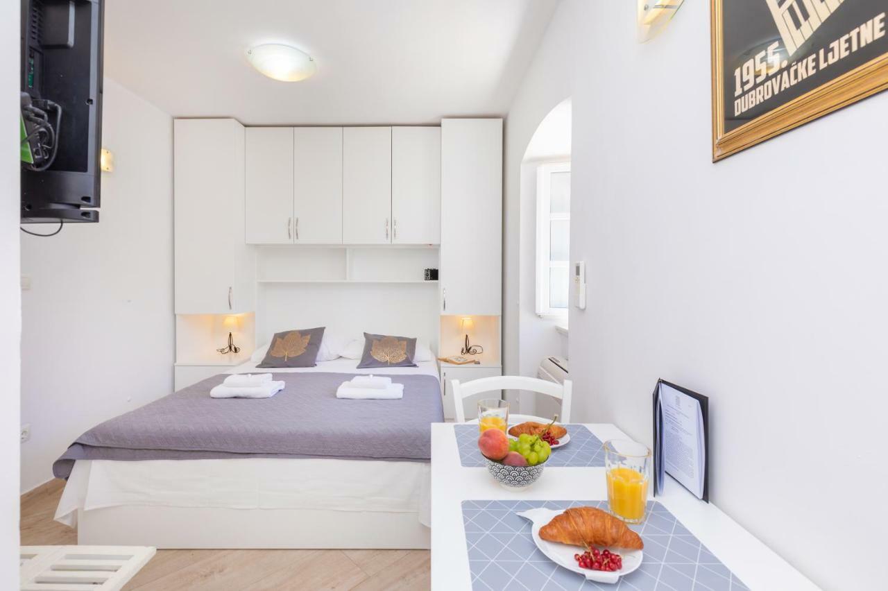 Ragusa City Walls Apartments ภายนอก รูปภาพ